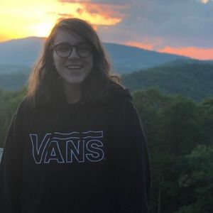 Meet your Posher, Abby